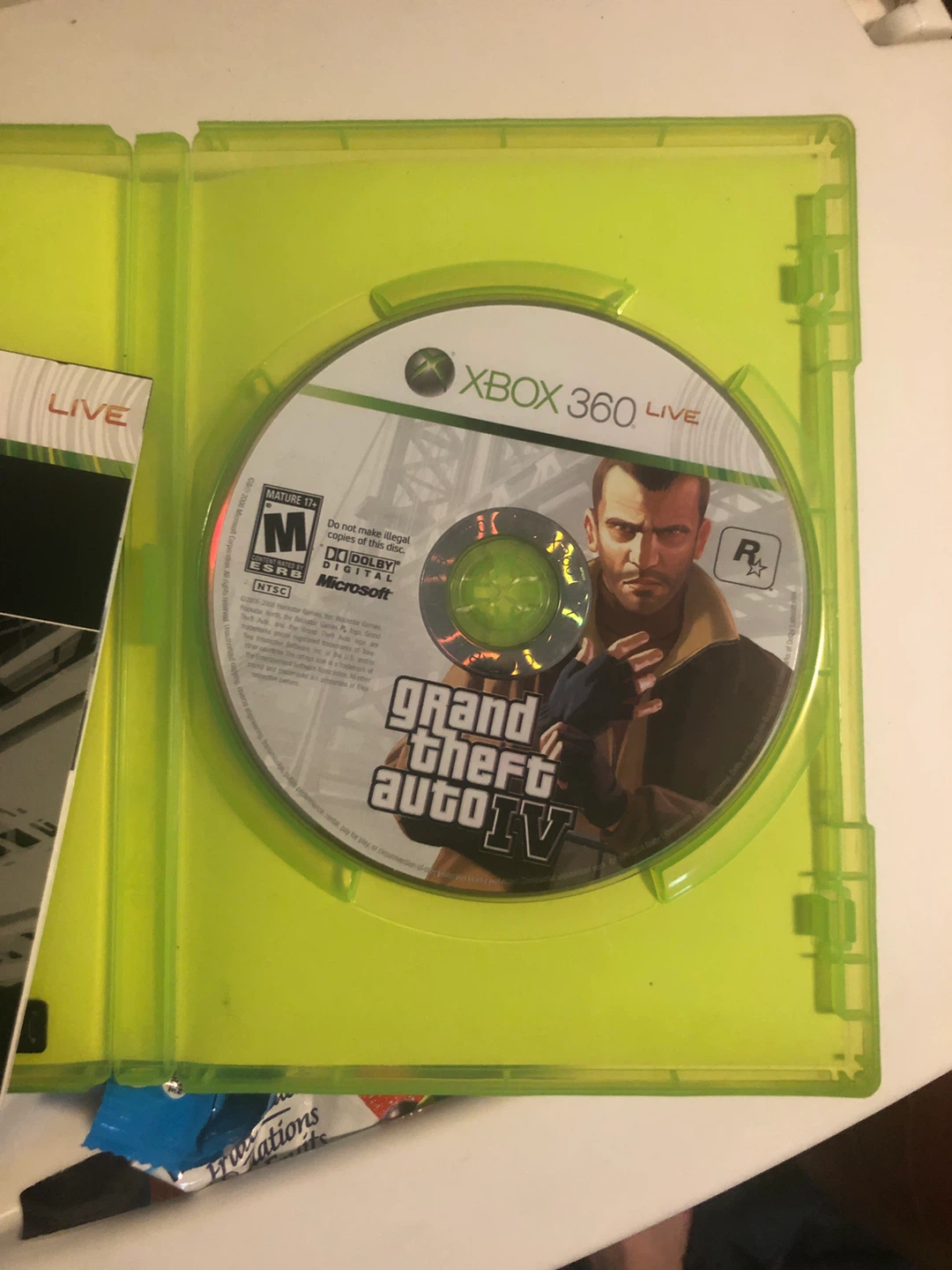 Grand Theft Auto IV - Xbox 360 - photo 2