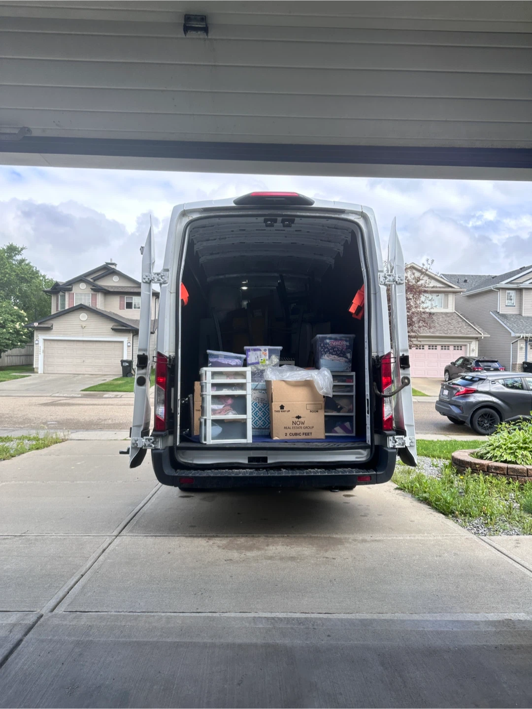 Moving & delivery