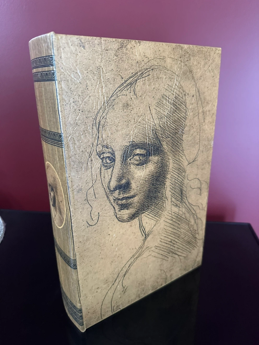 * A Secret Cart Book Boxes with Leonardo da Vinci Illustrations