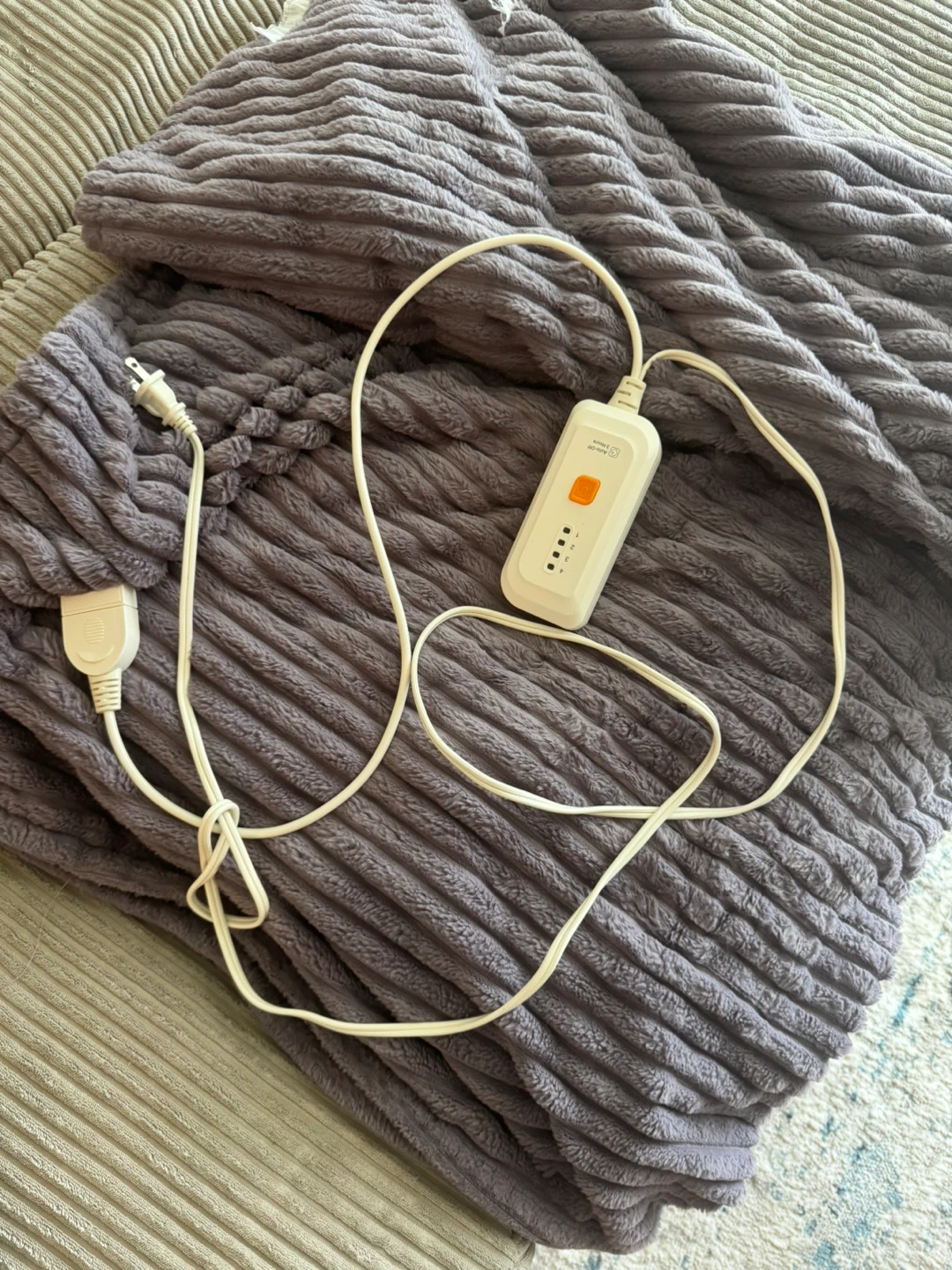Purple Heated Throw Blanket with Controller