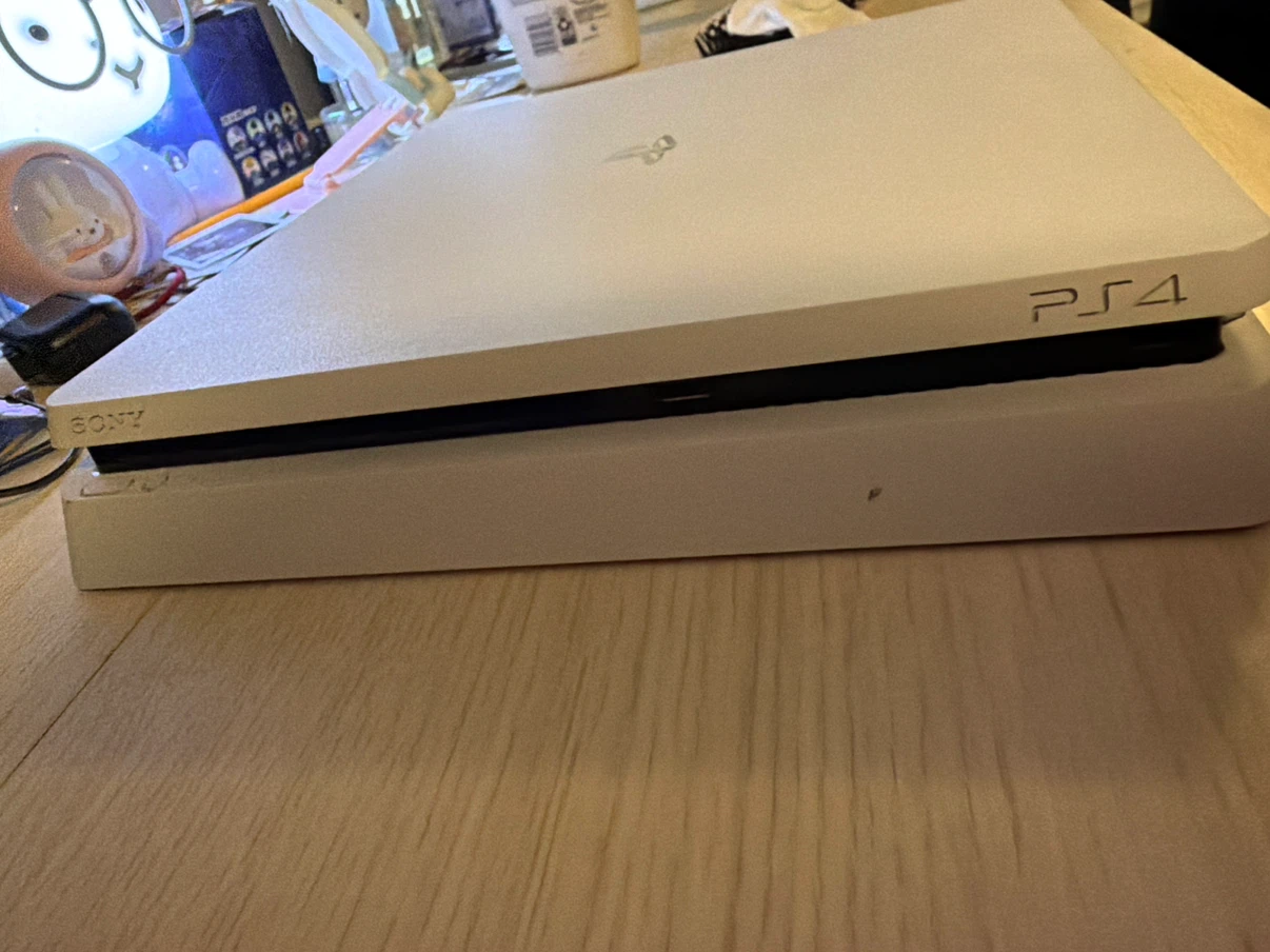 Sony PlayStation 4 Slim White Console - photo 2