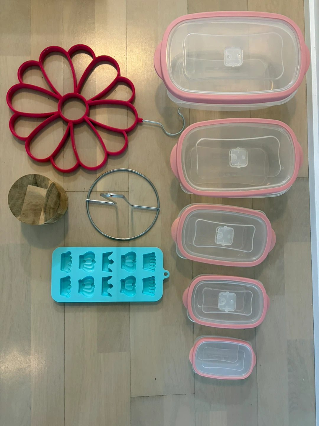 Free Assorted Kitchen & Storage Items - photo 2