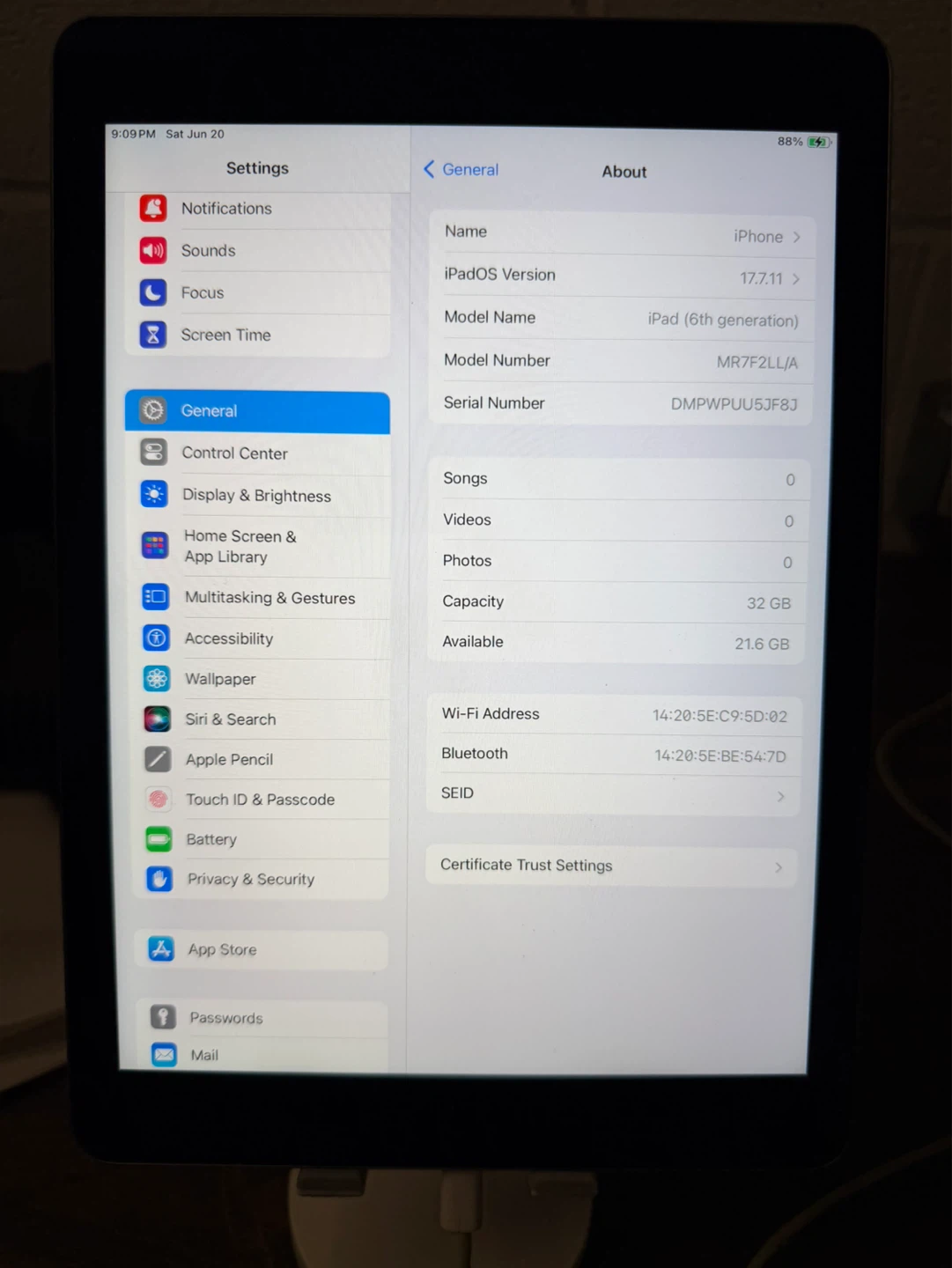 iPad 6th Gen