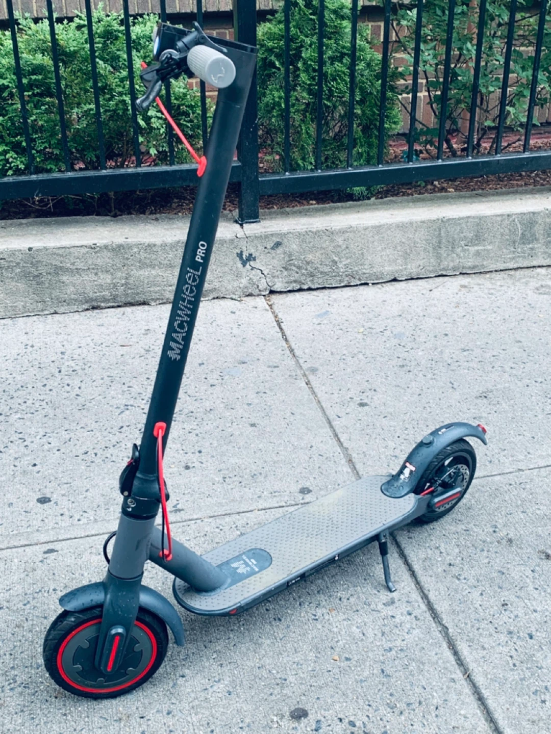 MACWHEEL PRO Electric Scooter - photo 5