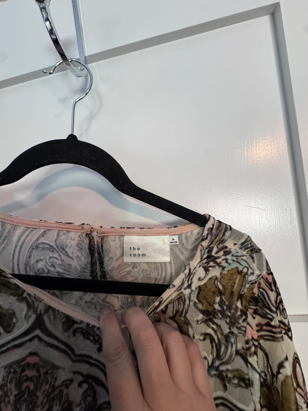The Room Printed Long Sleeve Blouse - Size M - photo 2