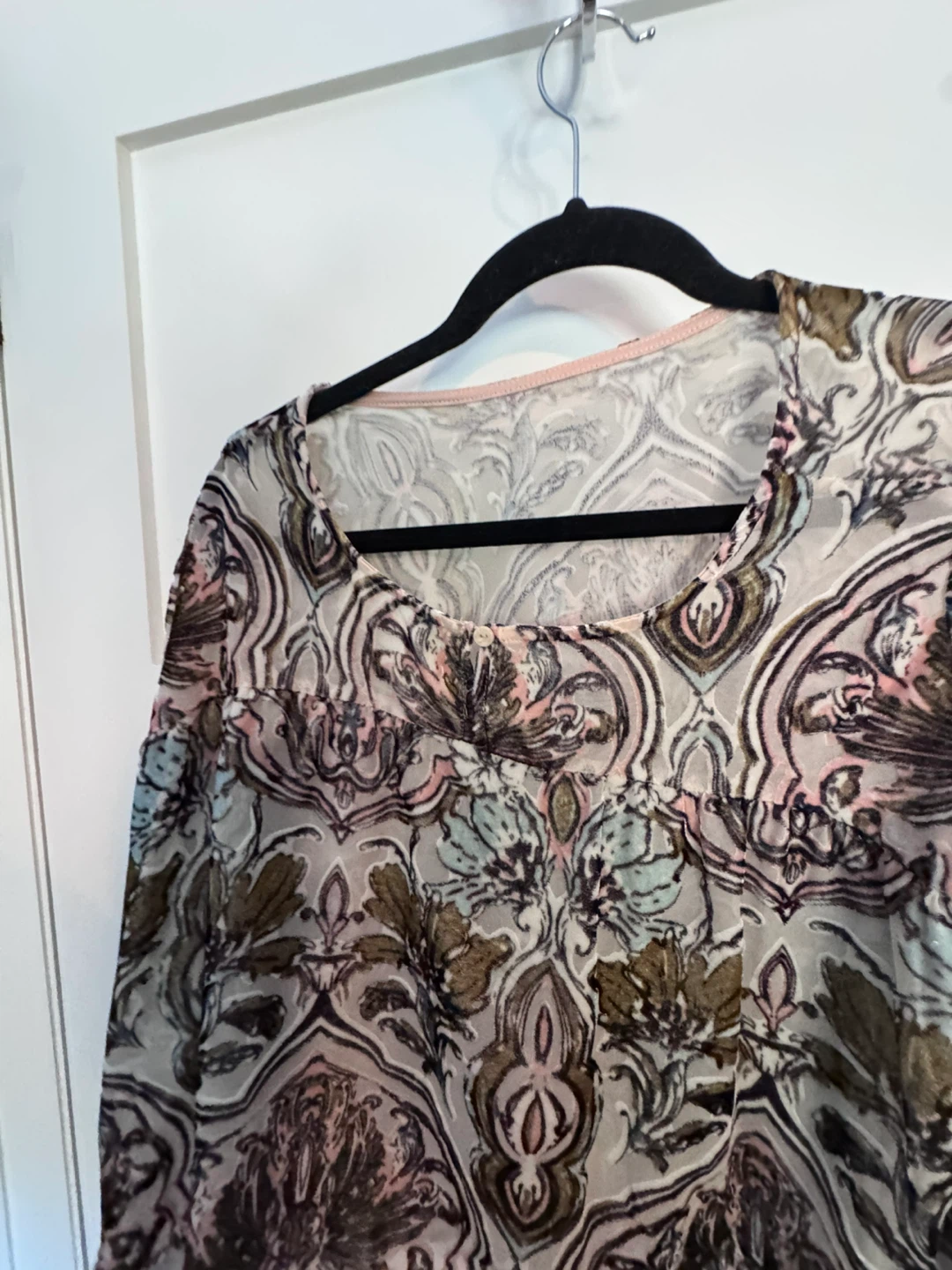 The Room Printed Long Sleeve Blouse - Size M - photo 4