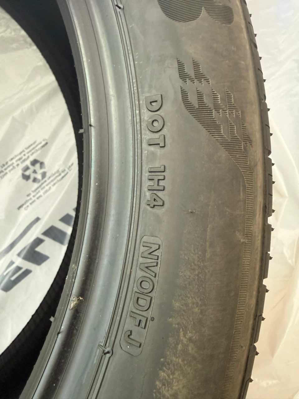 Set of 4 Bridgestone Turanza EL450 Tires - photo 4