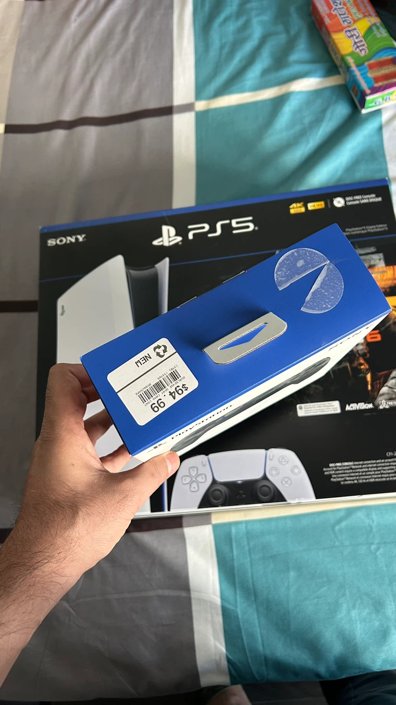 PS5 Disc Free Controller + 2 Wireless Controllers - photo 4