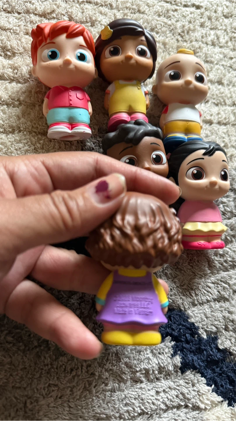 CoComelon Mini Figures Set - photo 4