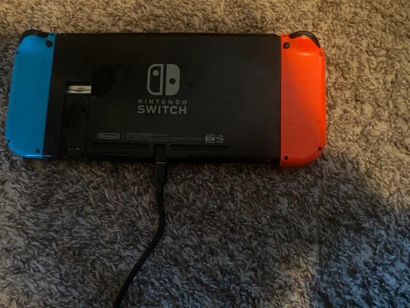 Nintendo Switch Console READ DESC - photo 2