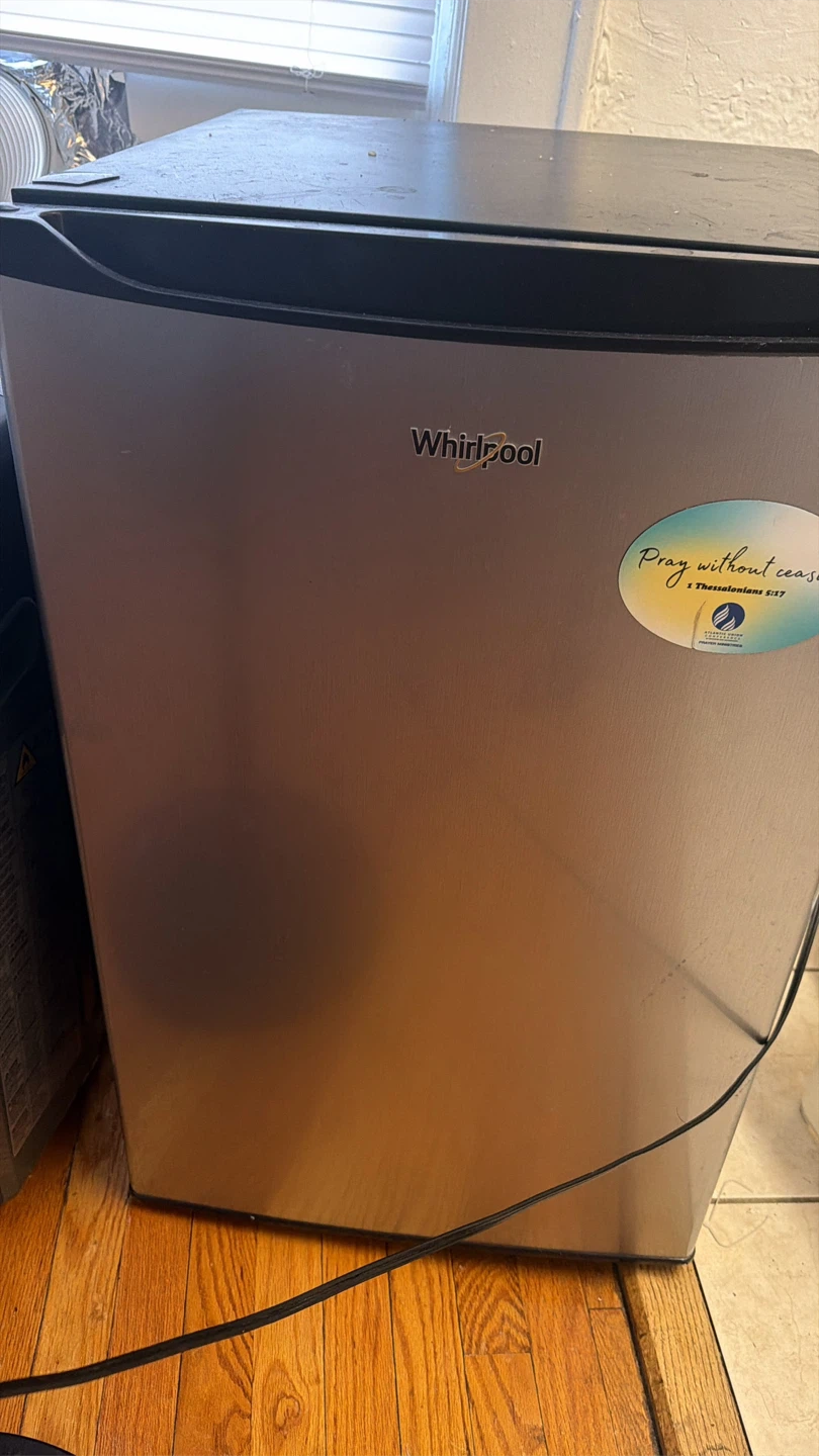 Whirlpool Compact Refrigerator
