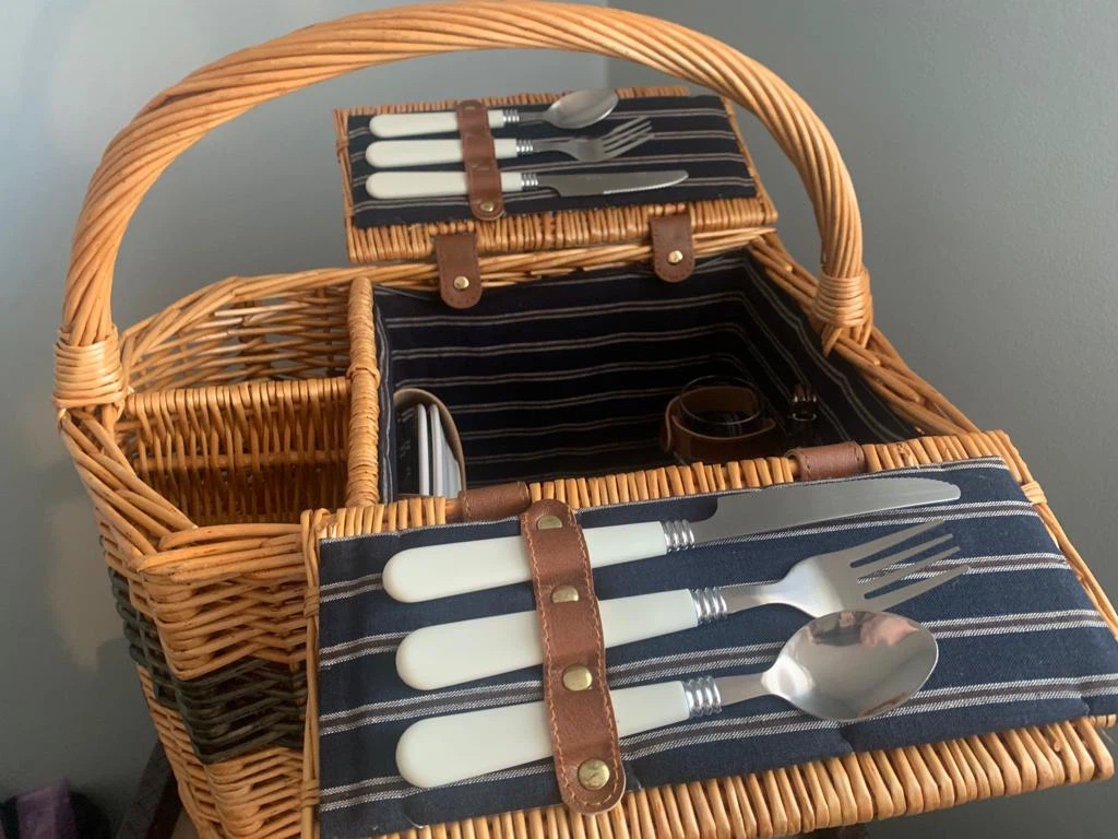 Wicker Picnic Basket with Utensils and Glasses - photo 2