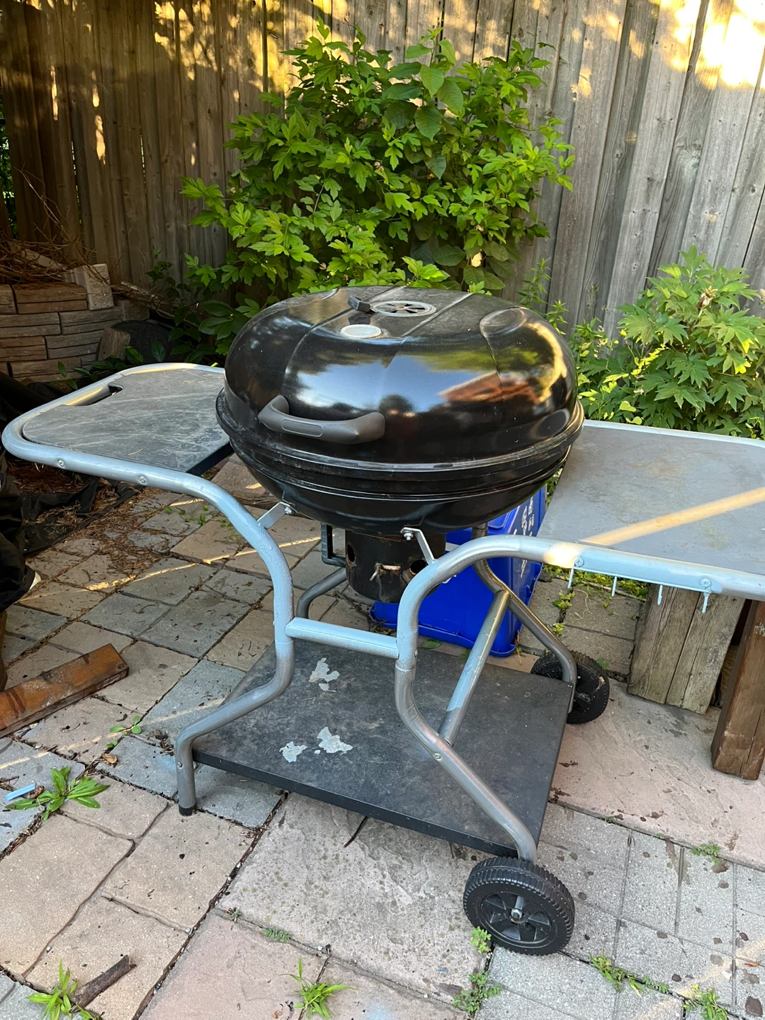 Black Kettle BBQ Grill with Side Tables - photo 2