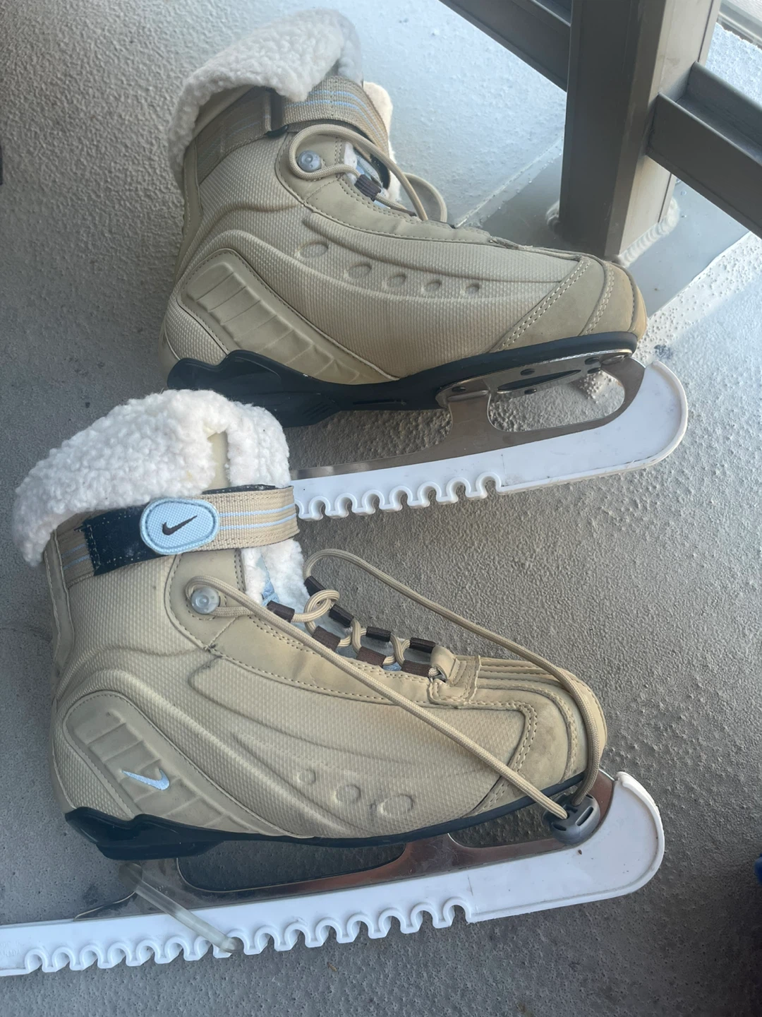 Nike Ice Skates - Tan/Cream - Size 7 US Women's - photo 2