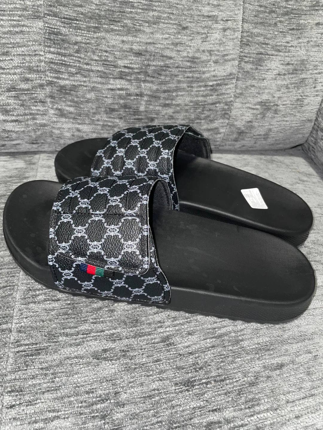 Brand New Men’s Unisex Size 9 Black Slide Sandals - photo 3
