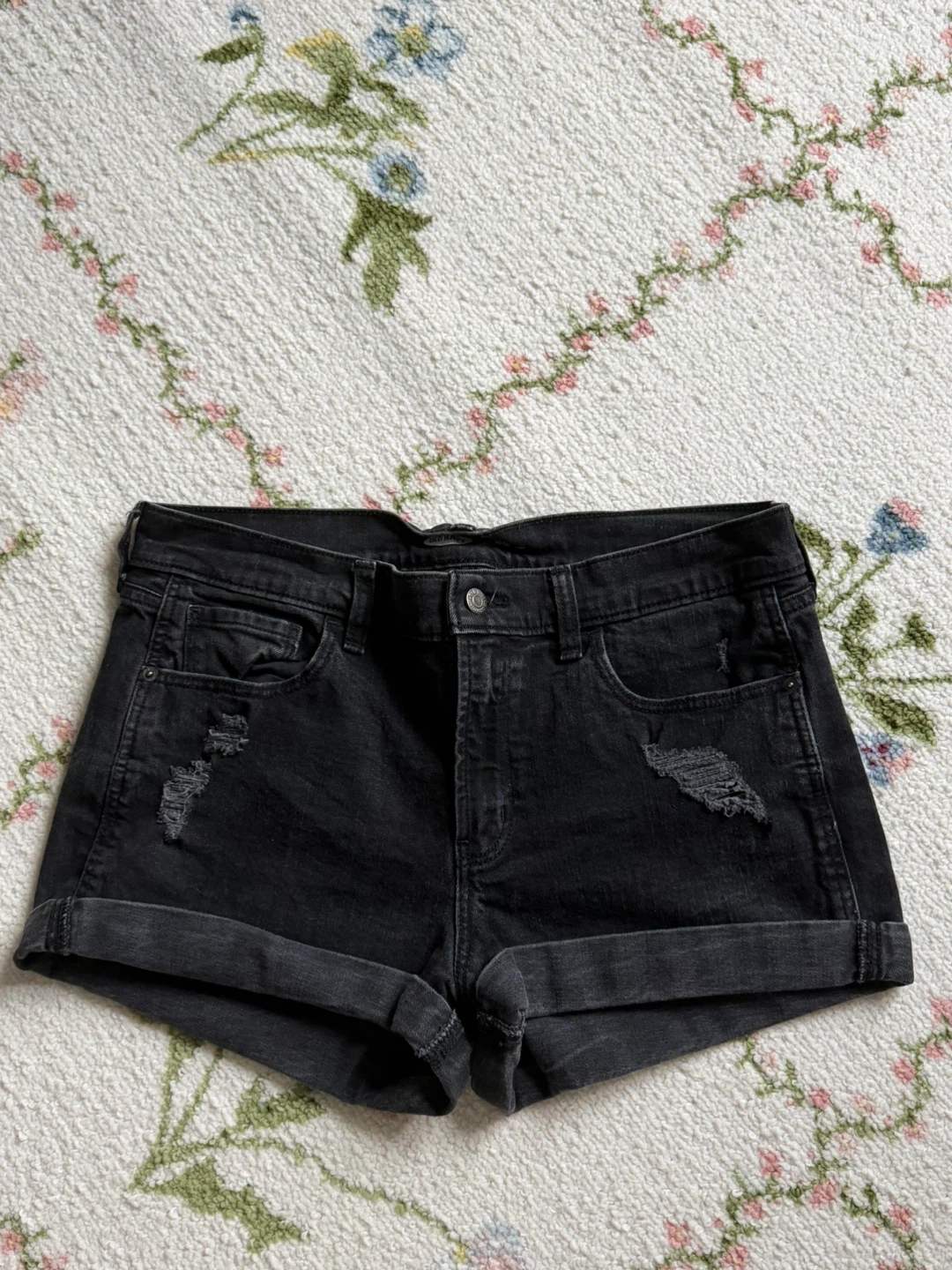 Black Boyfriend Shorts
