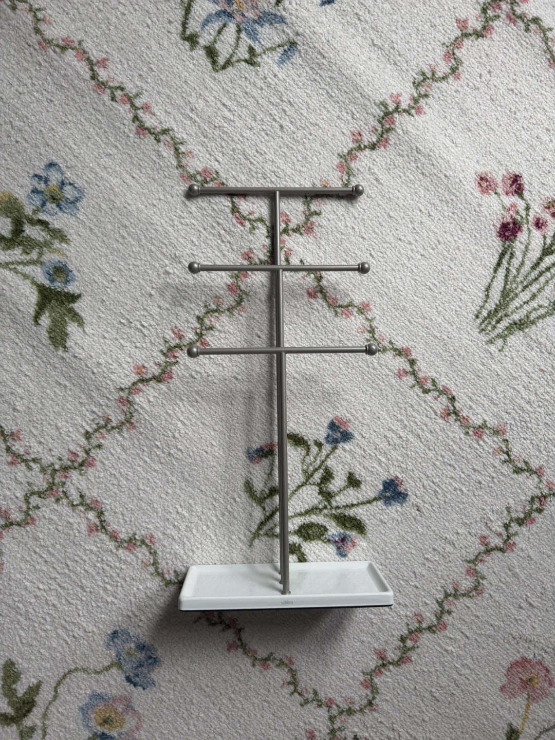 Necklace Stand