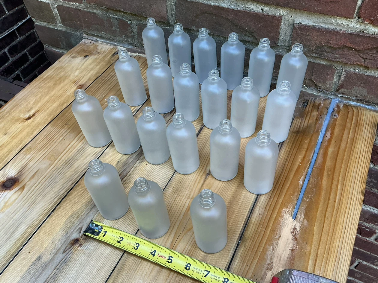 Lot of 21 New Frosted Glass Dropper Bottles !