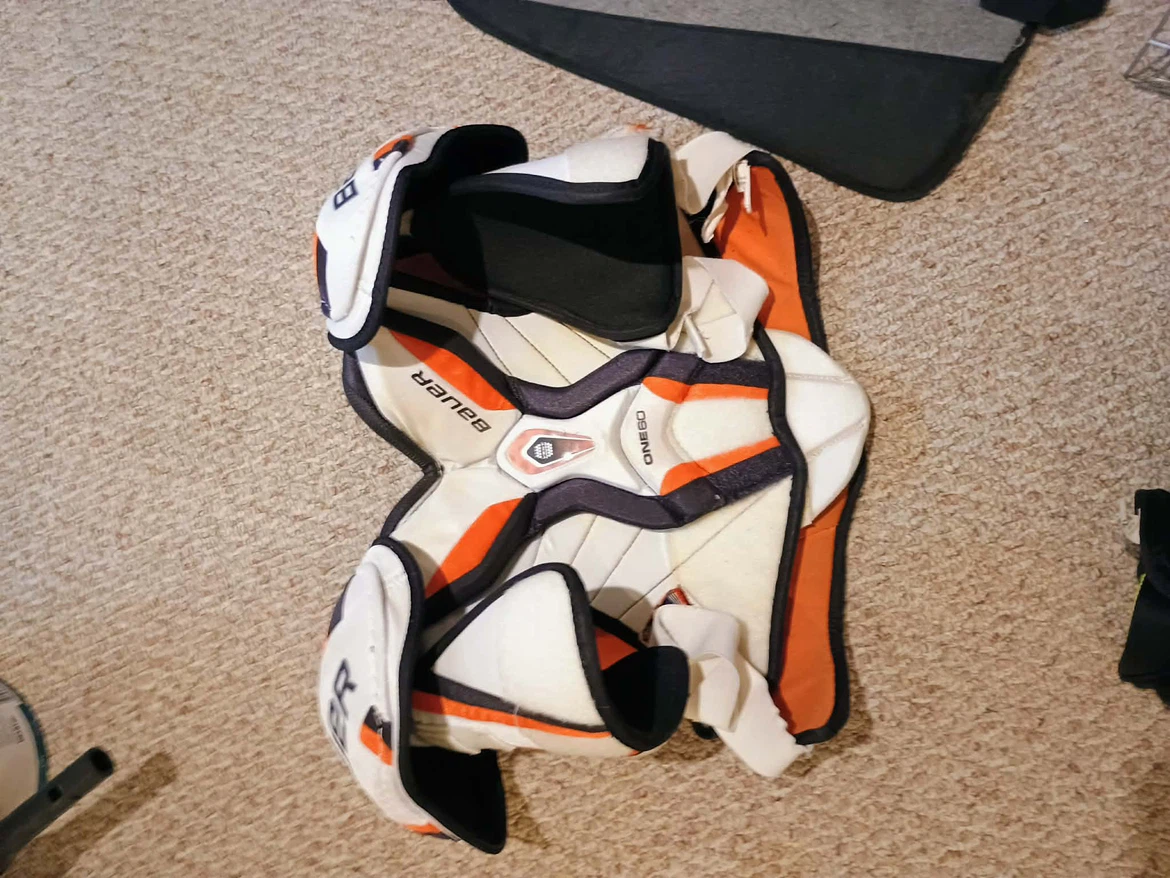 GRIT Hockey Gear Bag with Bauer Protective Gear - photo 2