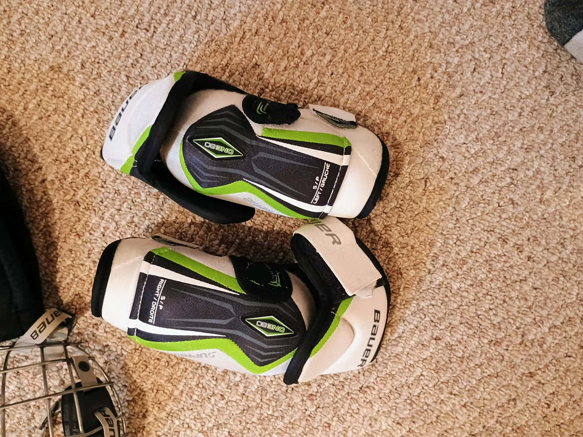 GRIT Hockey Gear Bag with Bauer Protective Gear - photo 4