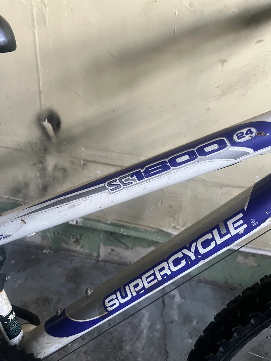 24 inch supercycle SC1800 Mountain Bike