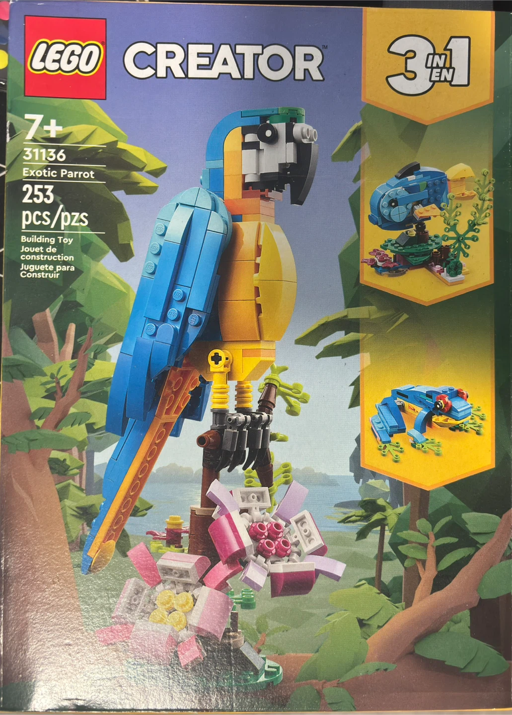 LEGO Creator 31136 3-in-1 Exotic Parrot Building Set