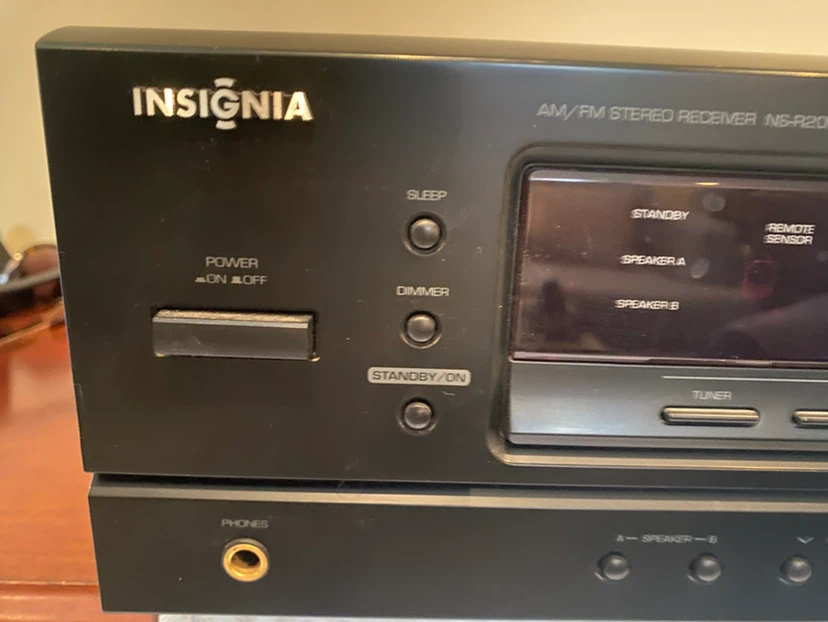 Insignia stereo Receiver - photo 2