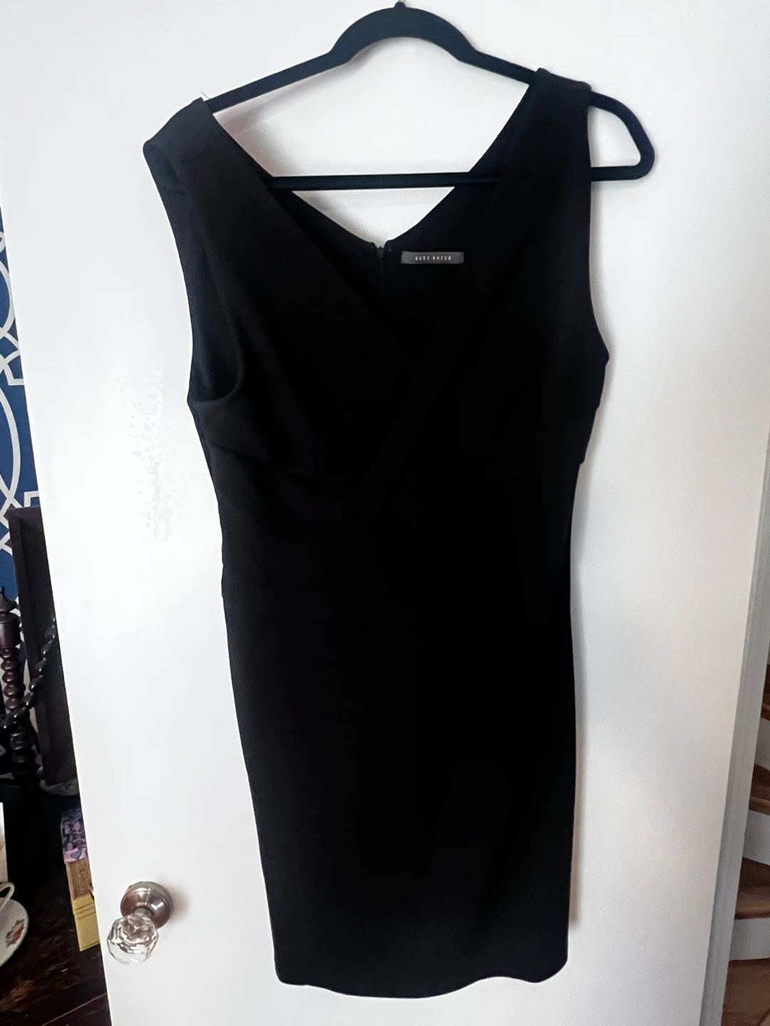 Suzy Shier Black Sleeveless Sheath Dress
