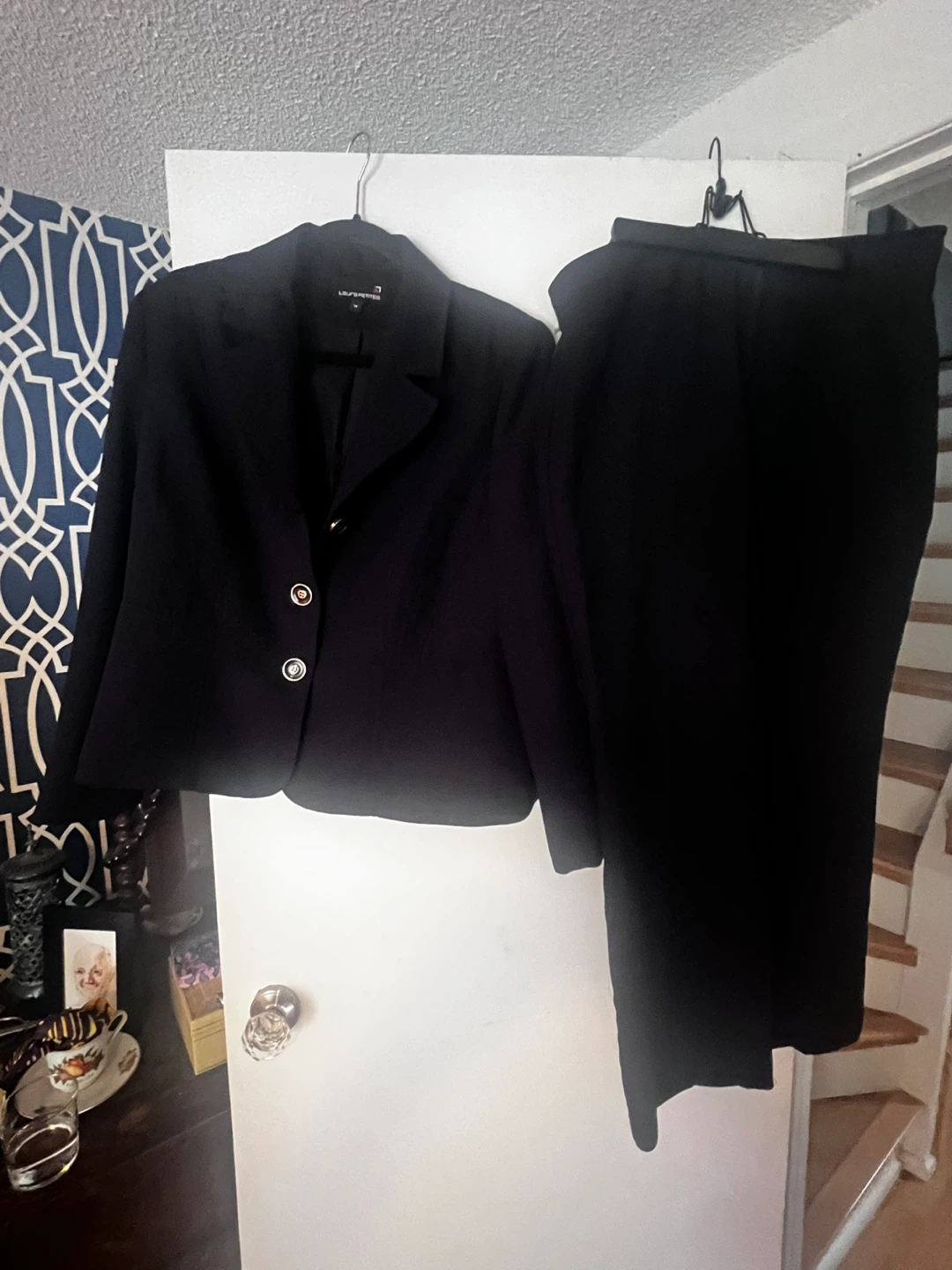 Laura Petites Black Blazer and Pants Suit