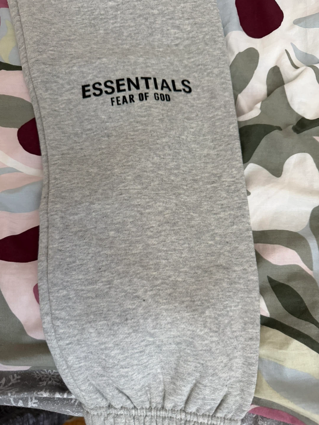 FEAR OF GOD ESSENTIALS Grey Sweatpants - photo 3