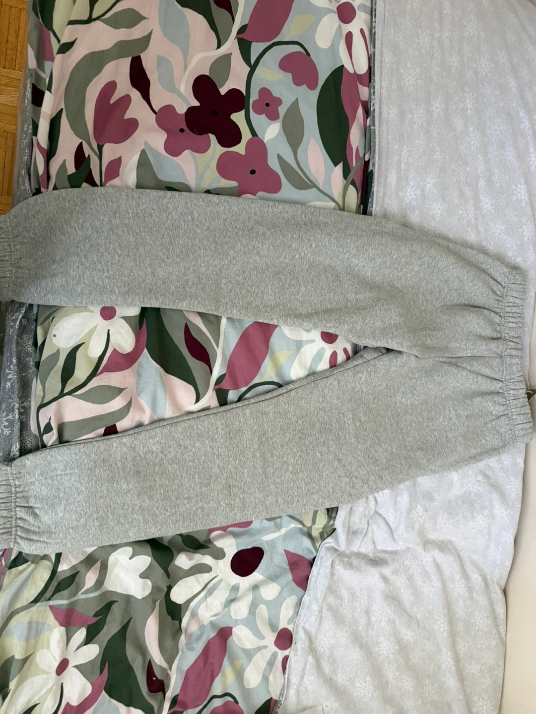 FEAR OF GOD ESSENTIALS Grey Sweatpants - photo 4