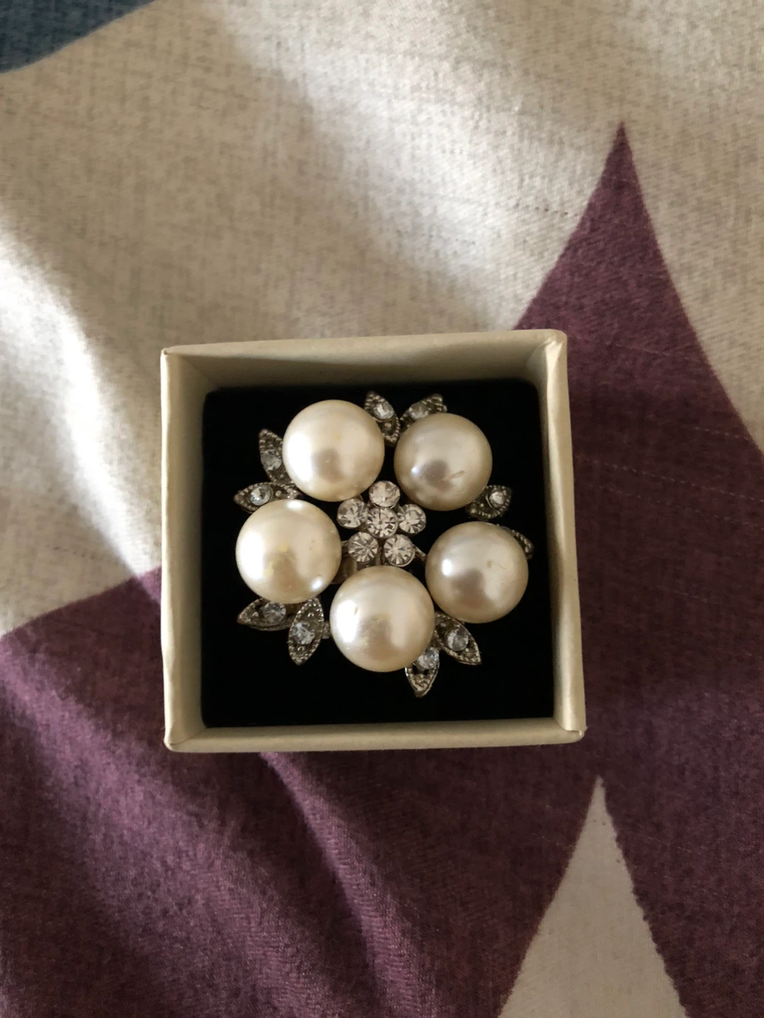 Pearl and Rhinestone ring