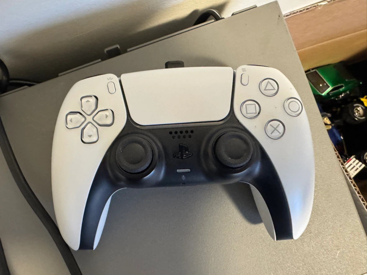PS5 Wireless Controller. As new.