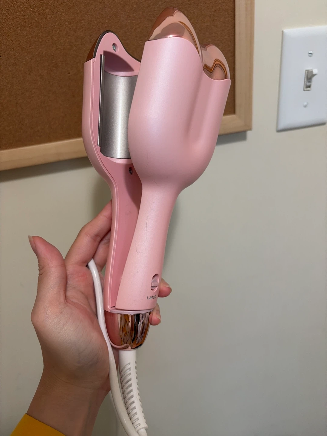 Pink Automatic Hair Curler
