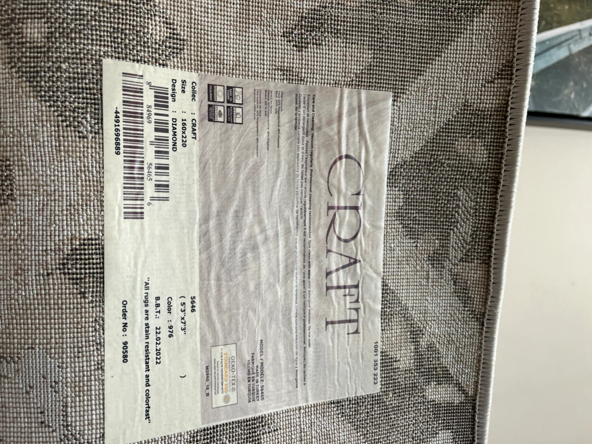 CRAFT Diamond Rug 5'3" x 7'3"