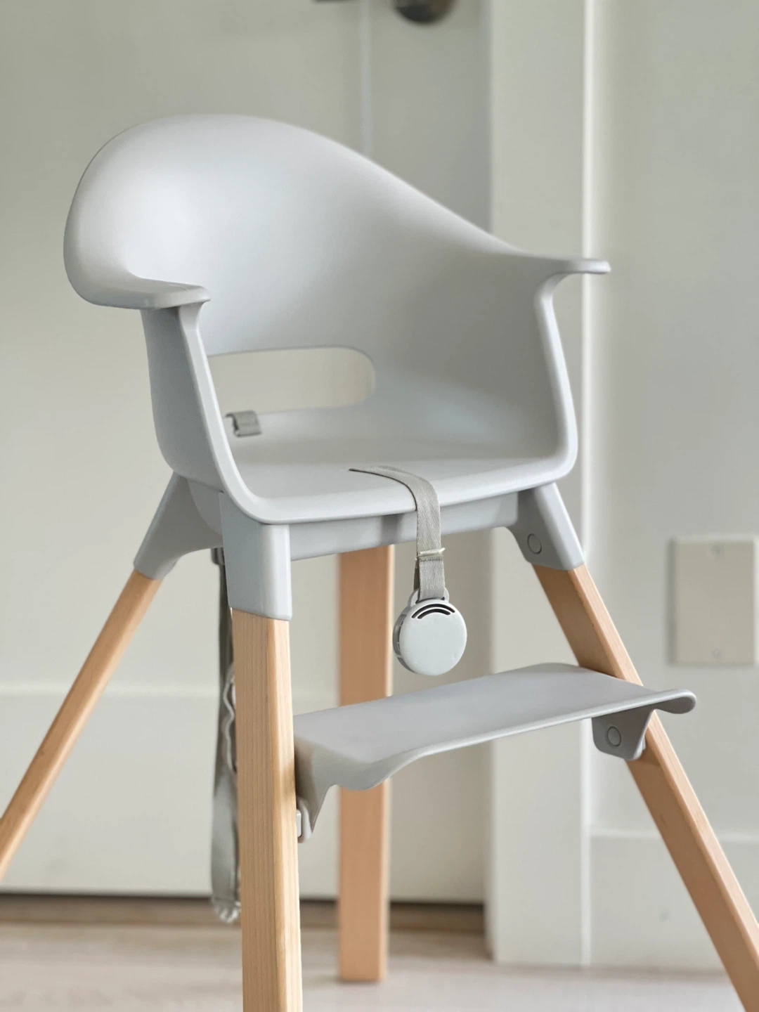Stokke Clikk High Chair with Tray, Harness & Cushion - photo 4