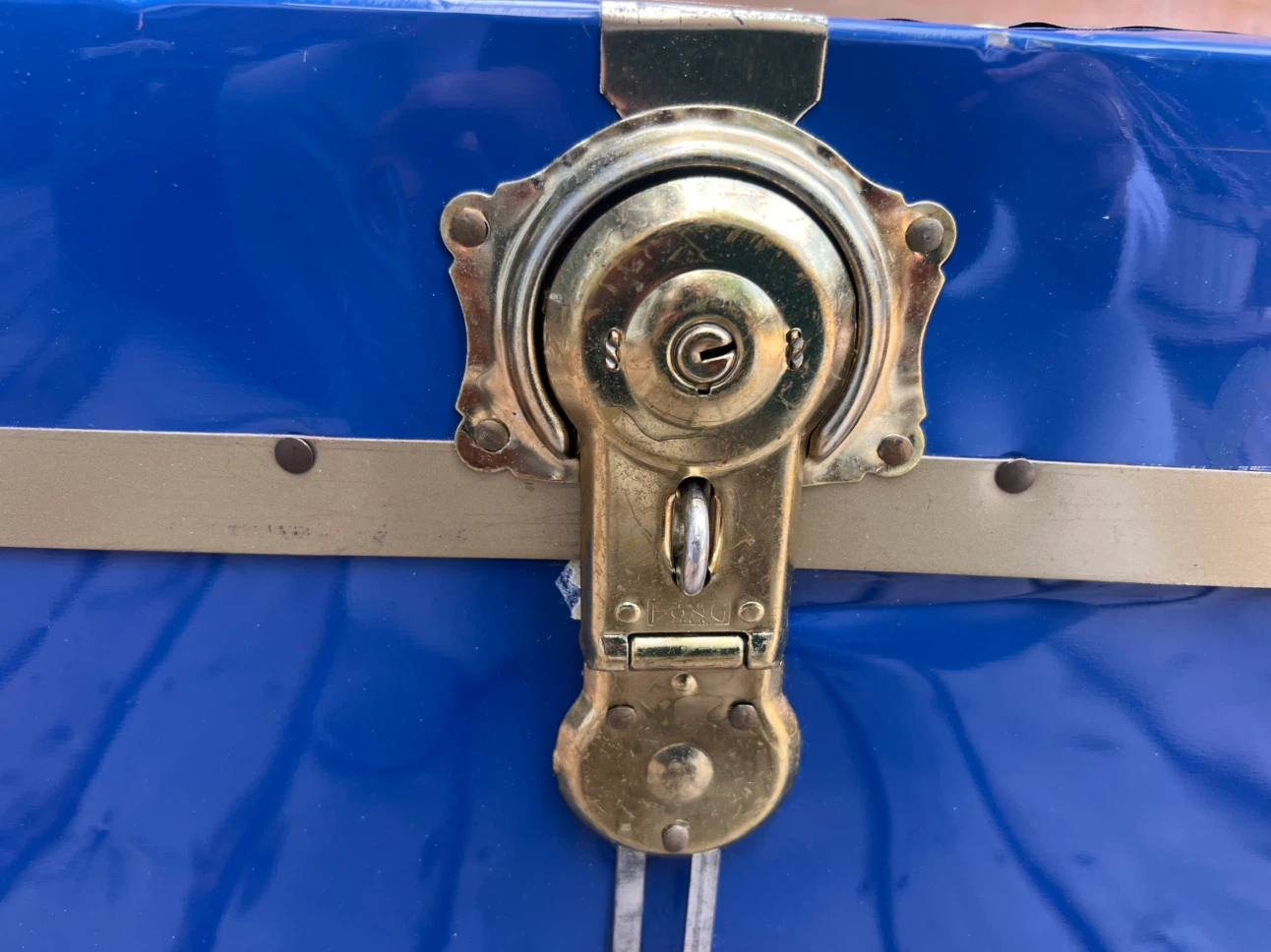2 Blue Vintage Storage Trunks - photo 3