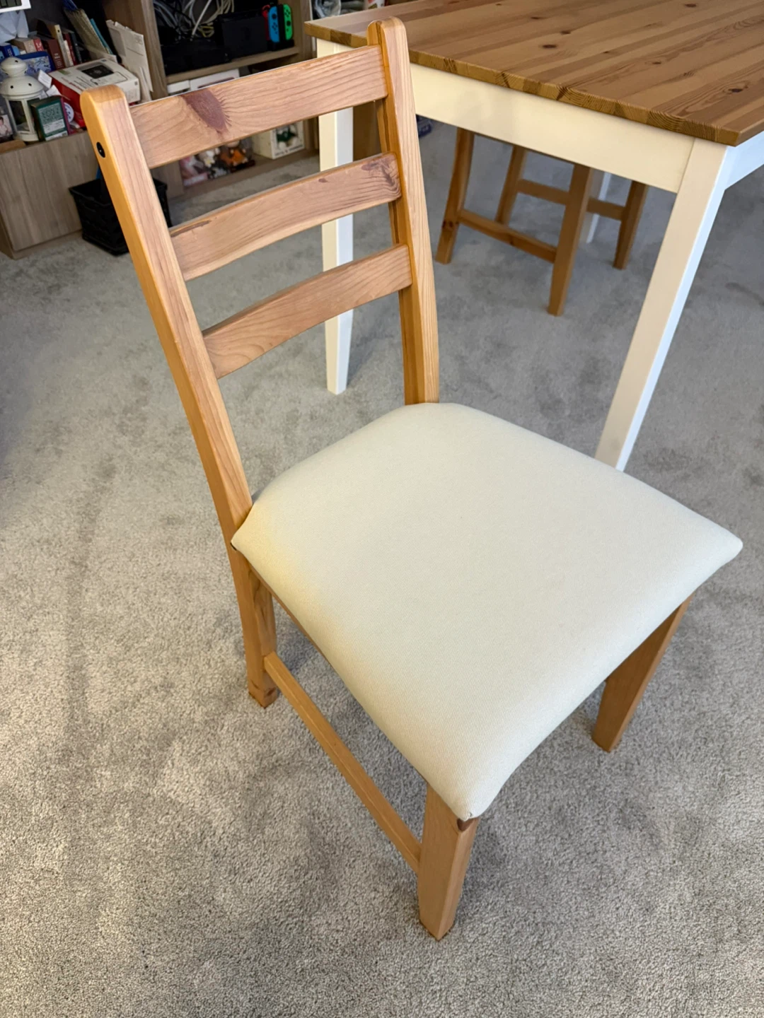 Ikea dining table and chairs - photo 2