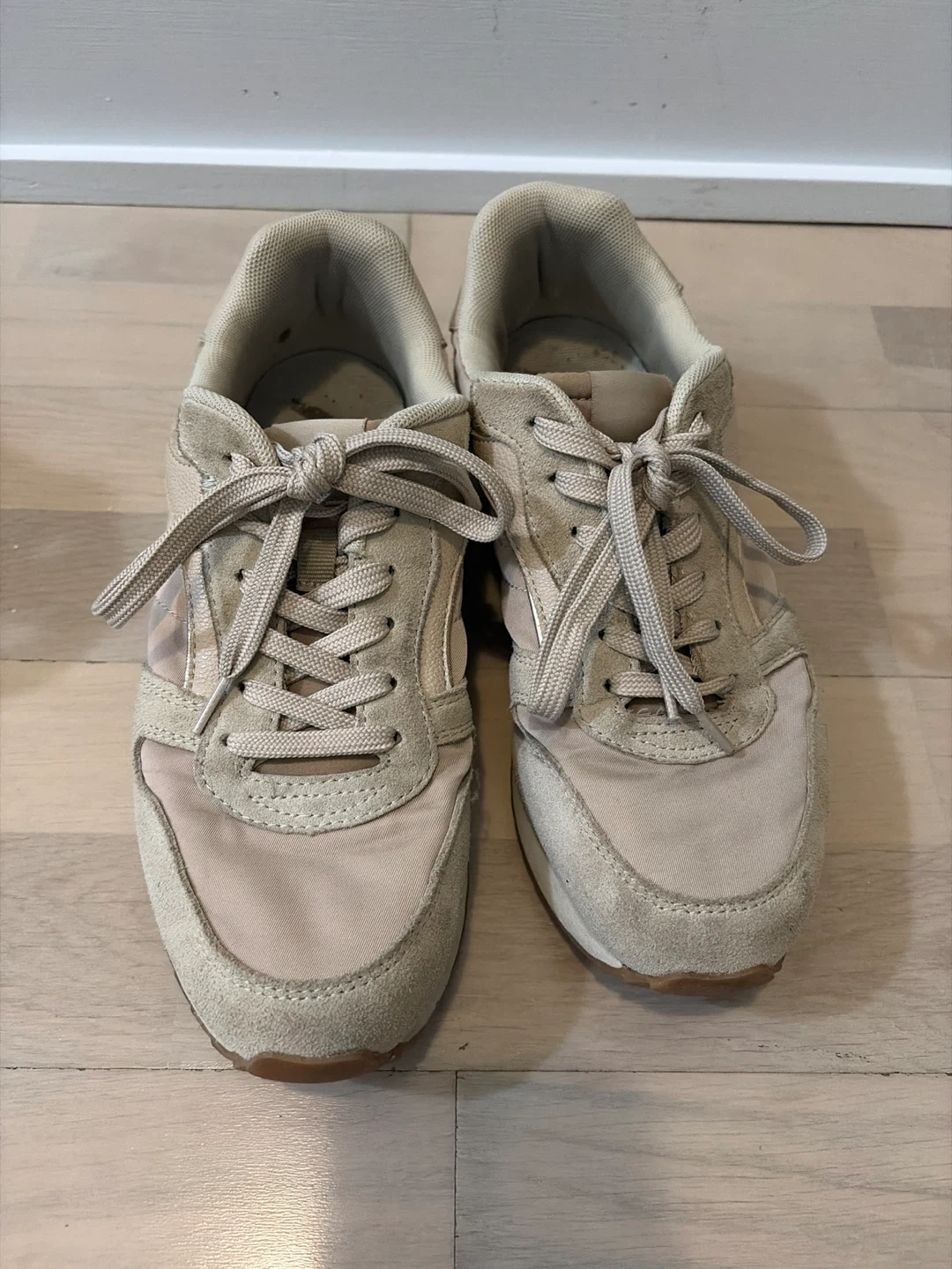 Women’s Accessories - Shoes are Size 6.5 - photo 4