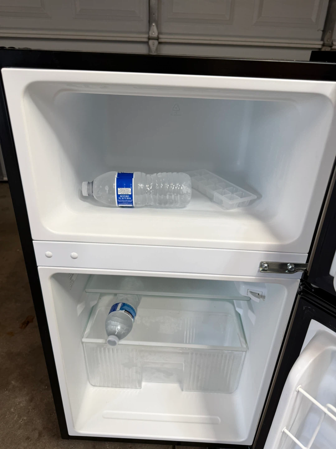Midea Mini Fridge separate freezer. $150.00 or best offer. - photo 3