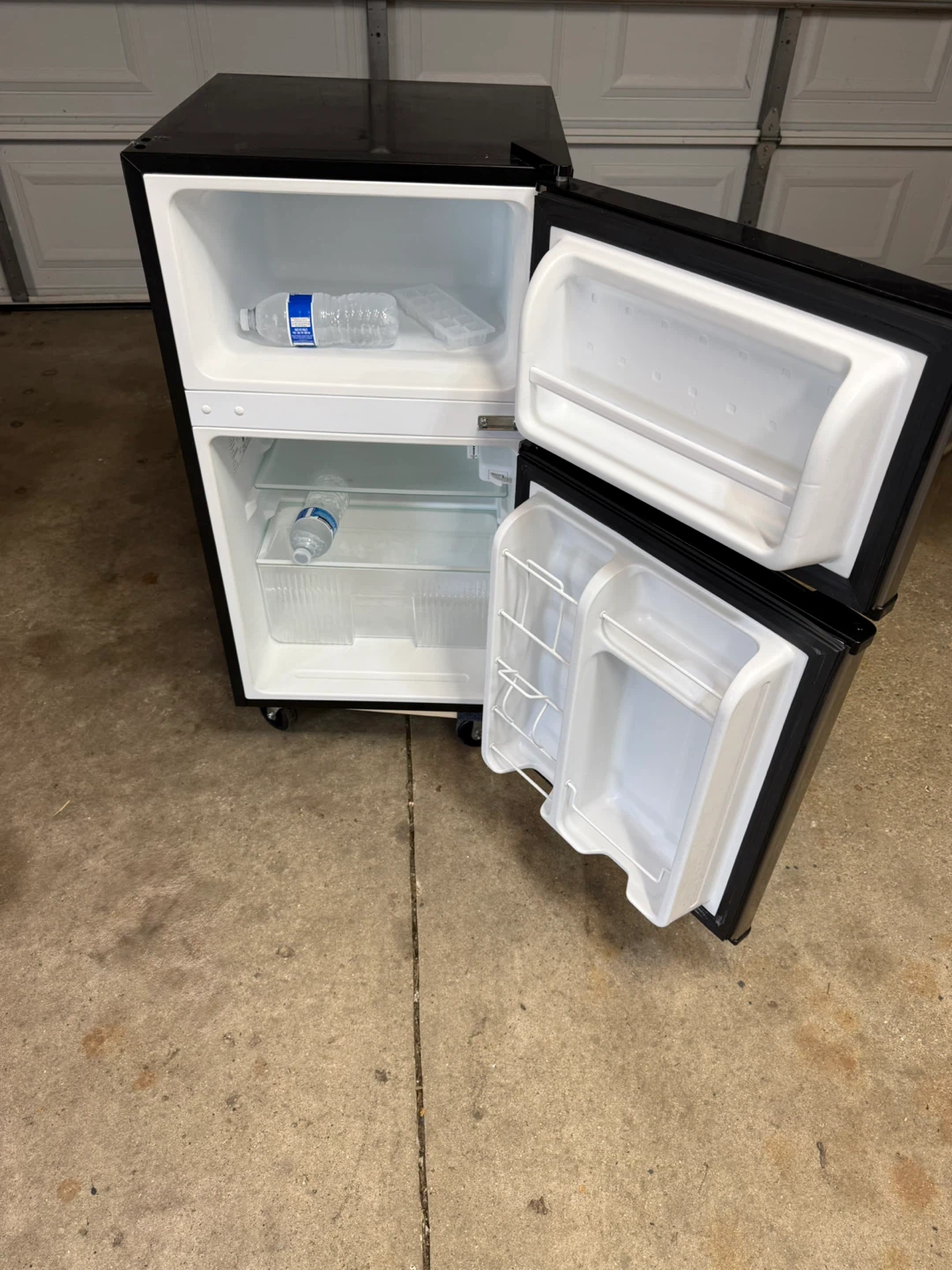 Midea Mini Fridge separate freezer. $150.00 or best offer. - photo 2