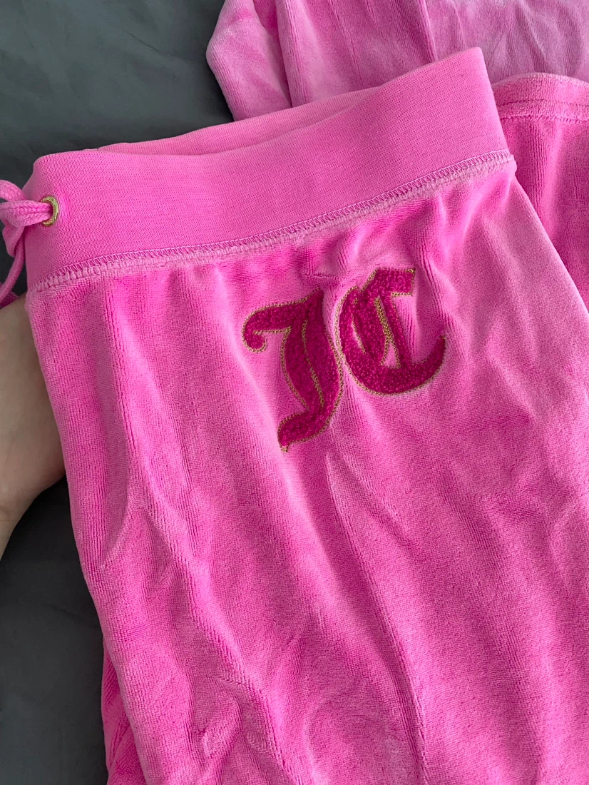 Vintage Juicy Couture Pink Tracksuit - photo 2