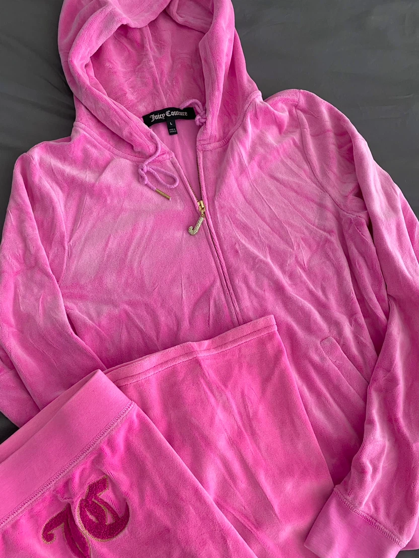Vintage Juicy Couture Pink Tracksuit - photo 3