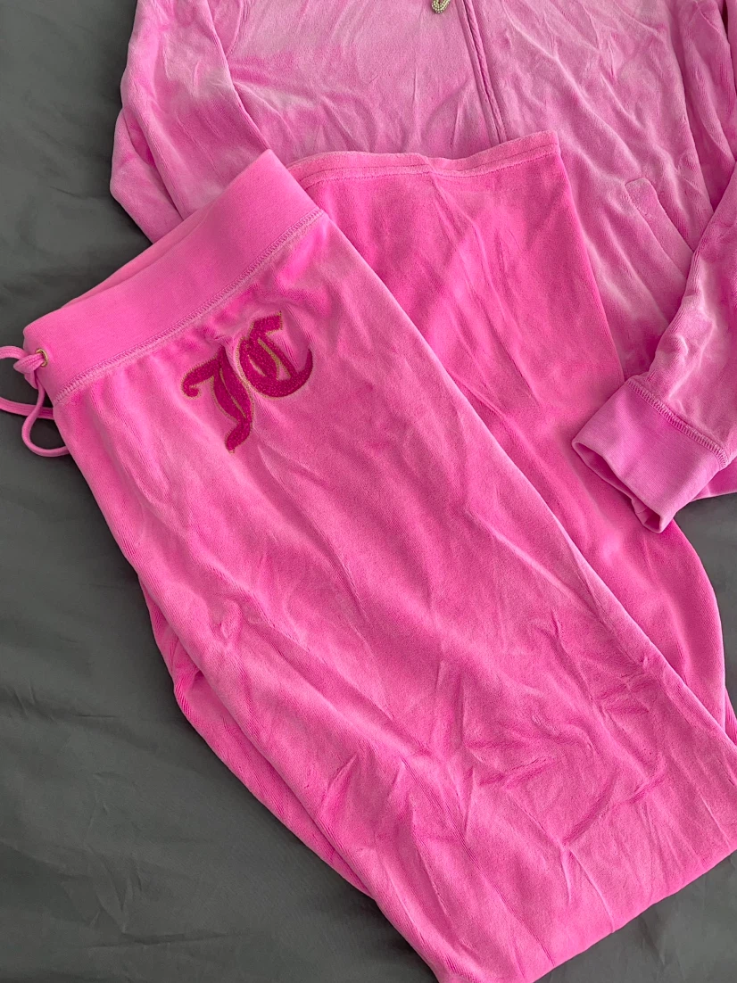 Vintage Juicy Couture Pink Tracksuit - photo 4