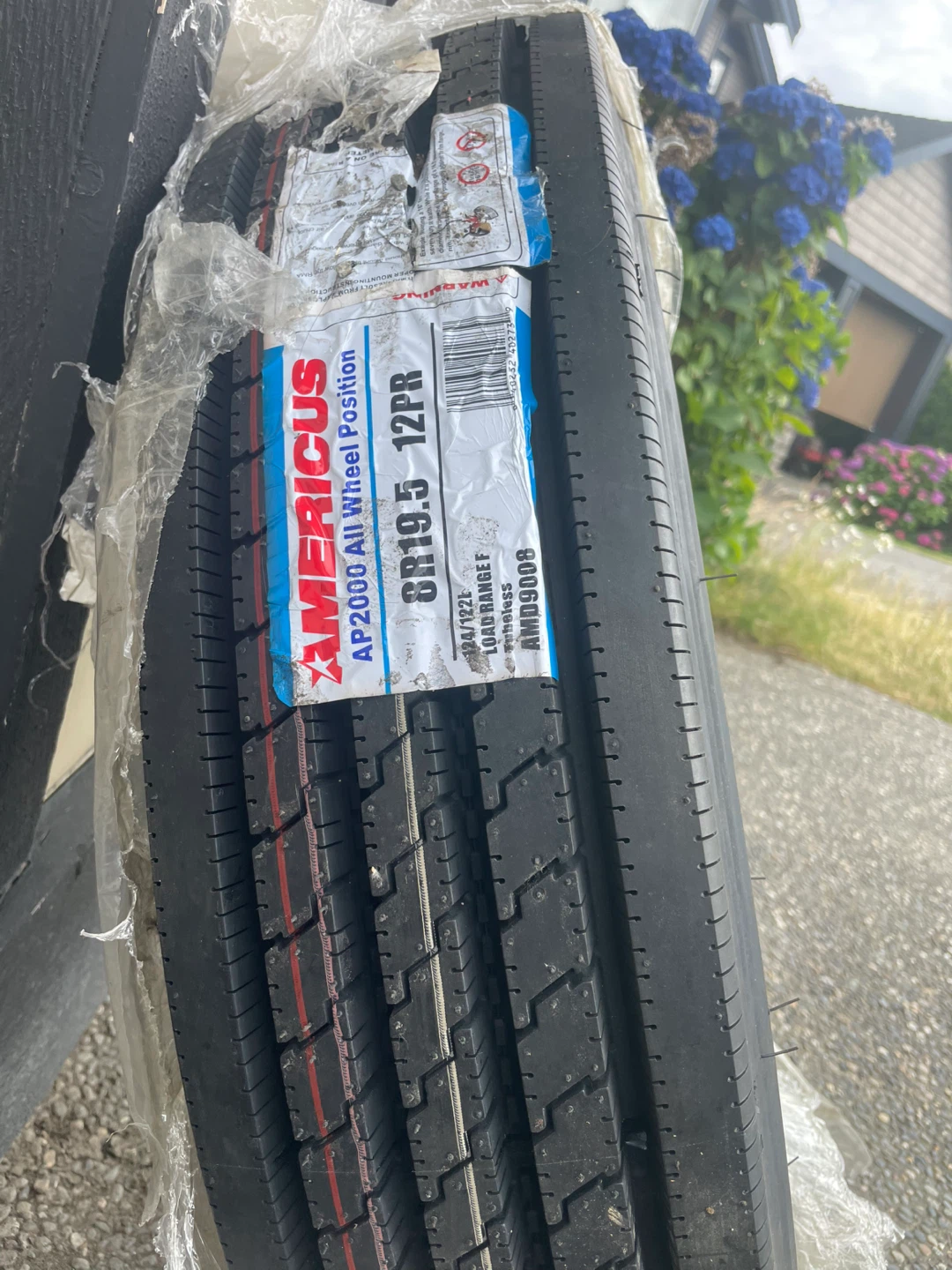 Americus AP2000 8R19.5 Commercial Truck Tire - photo 3
