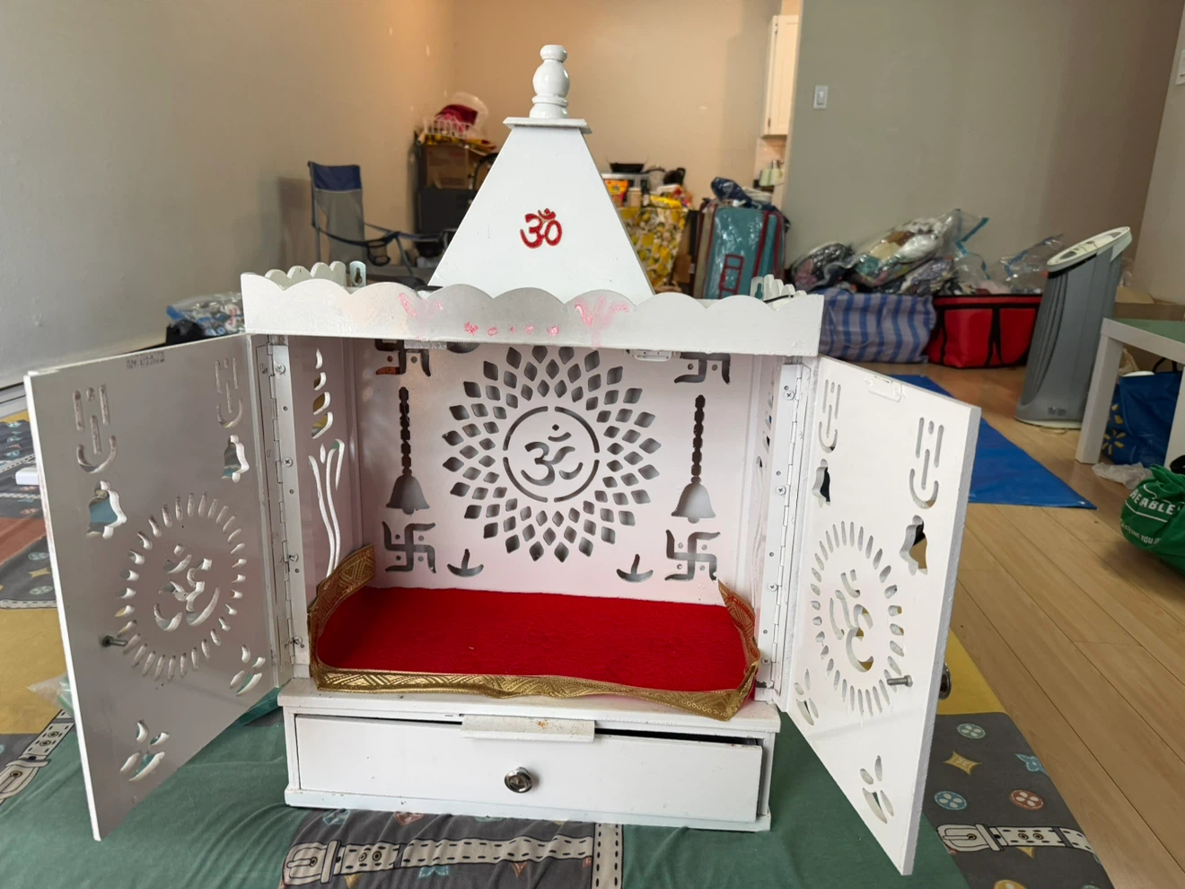 White Pooja Mandir with Om Symbol - photo 4