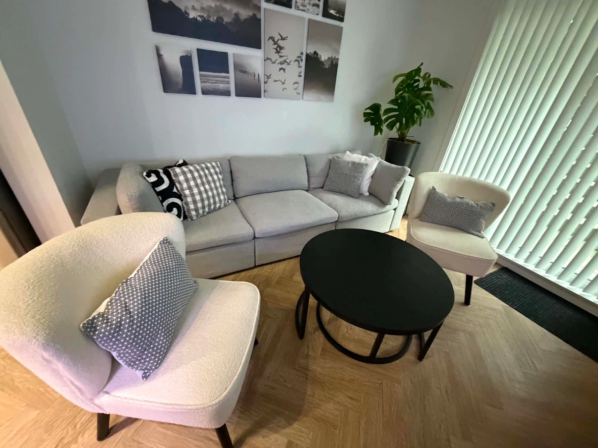 Black Dining Table, Sofa and accent chairs - photo 4