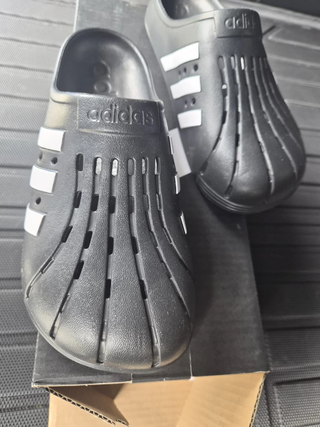 Adidas Adilette Unisex Clog Black Size 8 - photo 5