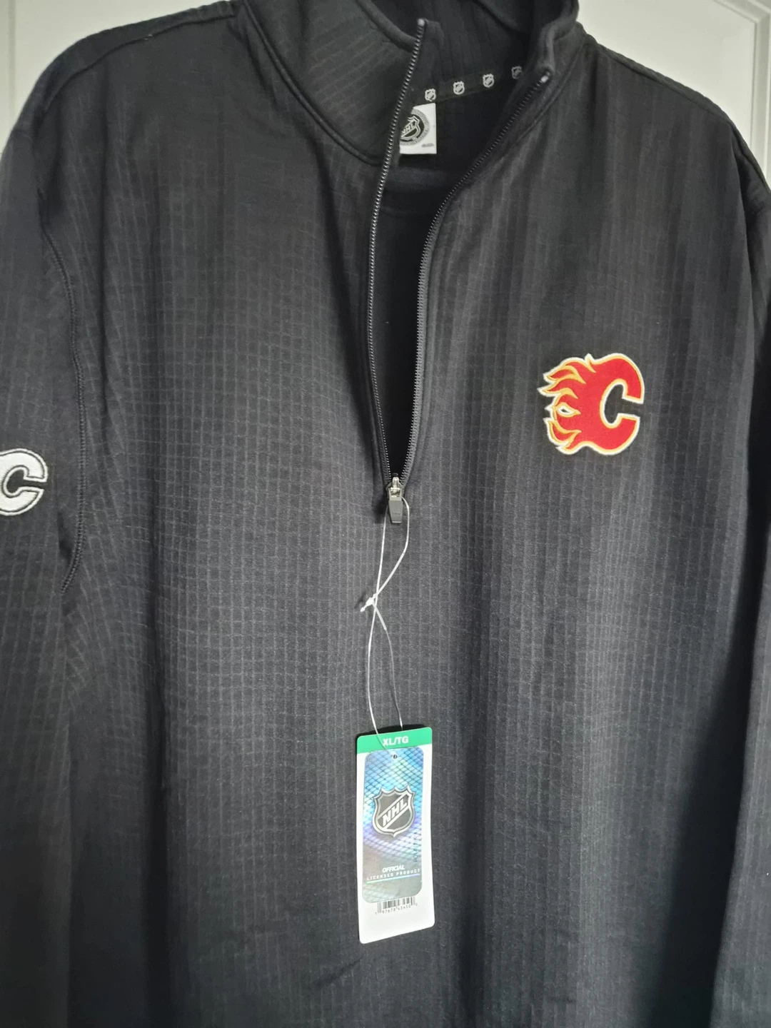 Calgary Flames 1/4 Zip Pullover XL - photo 5