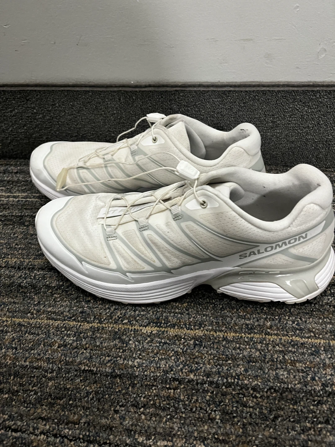 Salomon XT Pathway Shoes (size 10 women)